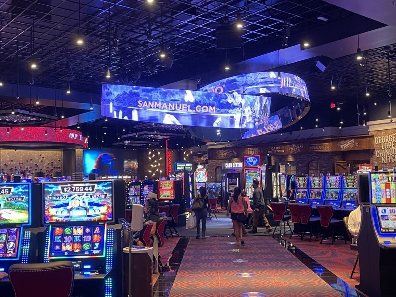 Play Various Kinds of RNG Games and Poker Games Online